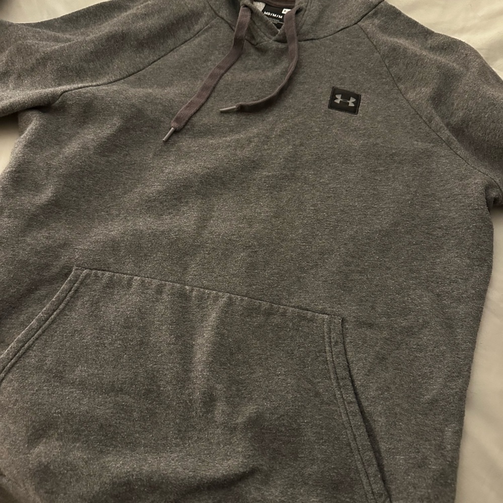 Men’s Under Armour Sweatshirt- Size M- Like New